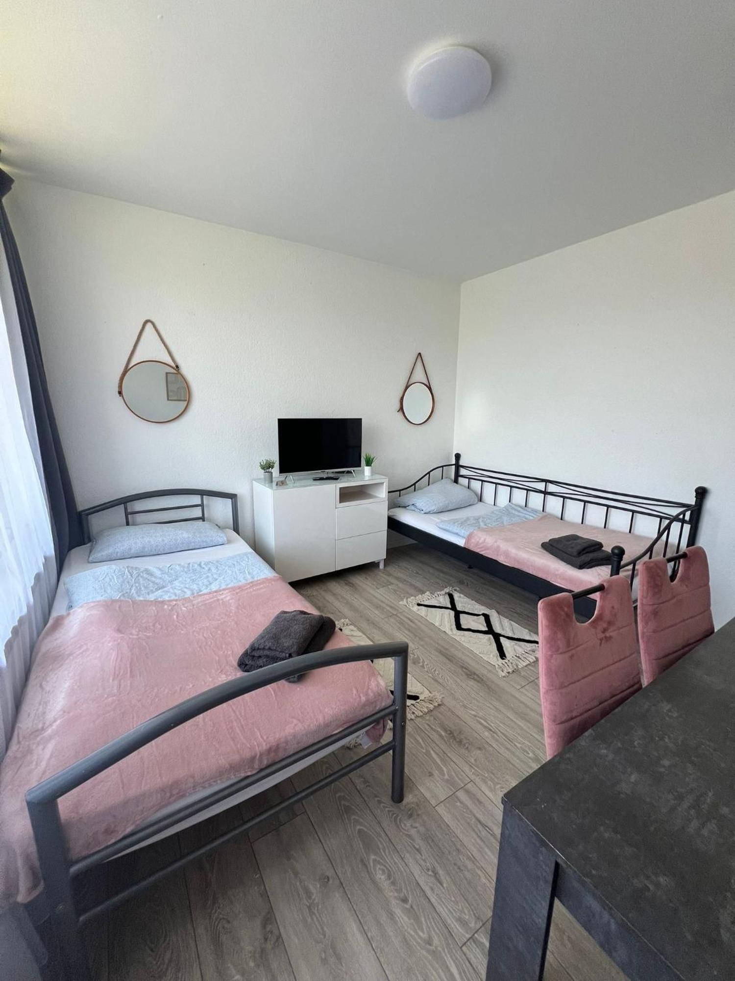 2 Monteurwohnung Nr.3 In *